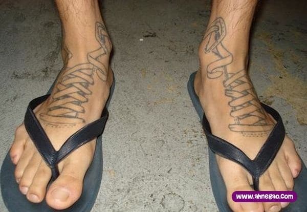 strange_tattoos_20