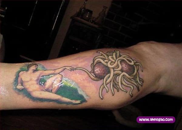 strange_tattoos_29